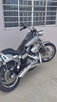 HARLEY-DAVIDSON DYNA SUPER GLIDE CUSTOM 